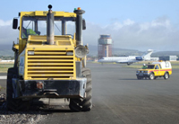 Bomag MPH122 recycling airport taxiway
